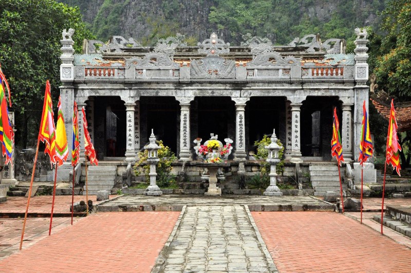 Thai Vi temple, Vietnam