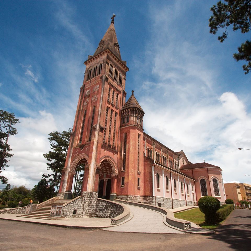 cathedral of da lat